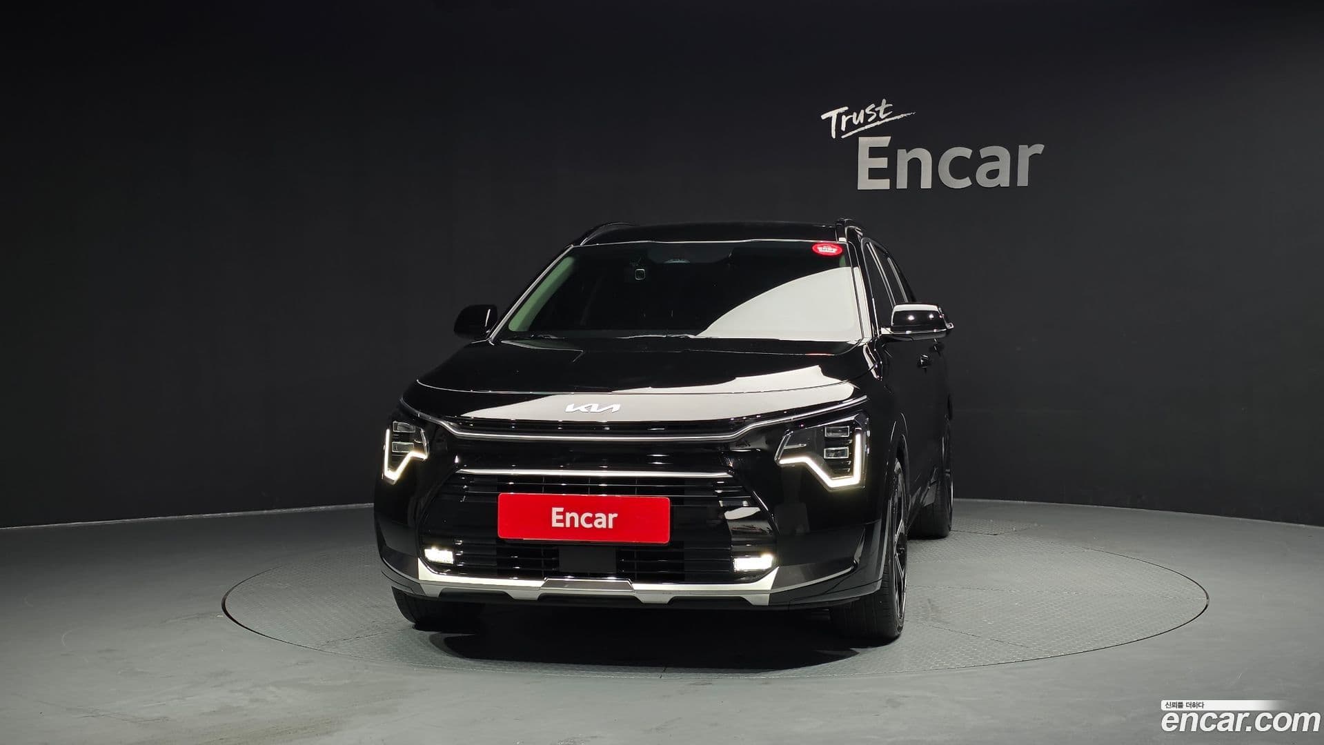 Main__Slider__Photo:Niro Kia 2022.11-2