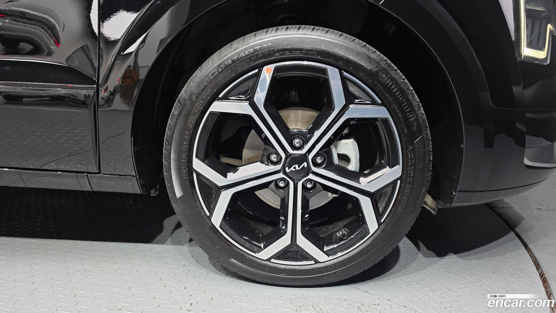 Main__Slider__Photo:Niro Kia 2022.11-4