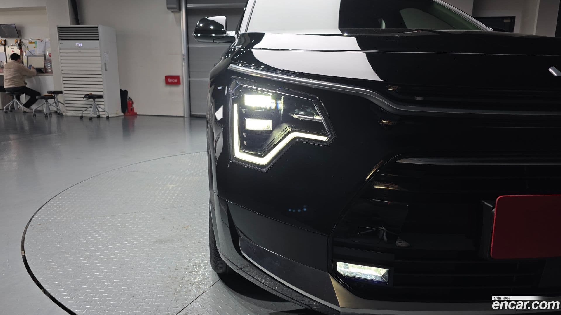 Main__Slider__Photo:Niro Kia 2022.11-17