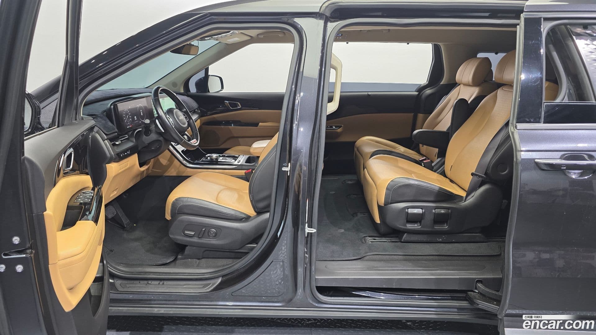 Main__Slider__Photo:Canival Kia 2021.11-15