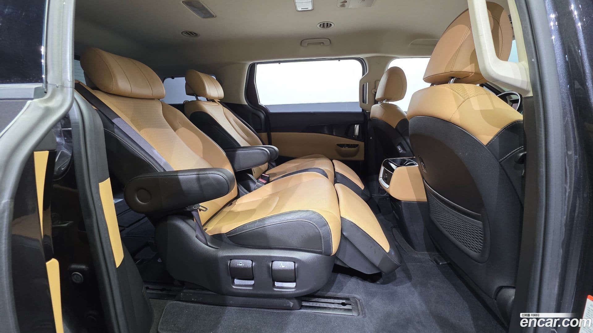 Main__Slider__Photo:Canival Kia 2021.11-18