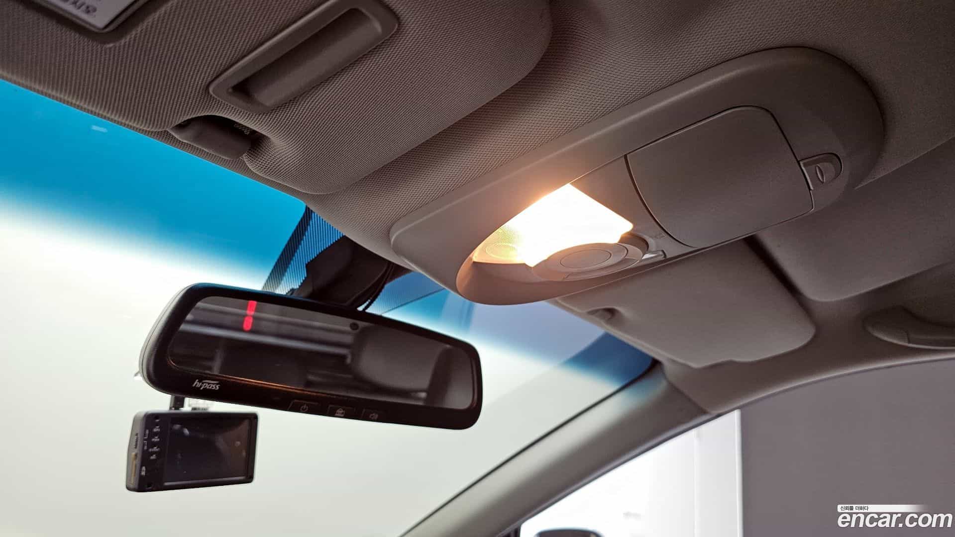 KORANDO KG_Mobility_Ssangyong 2015.8-OPTION-023