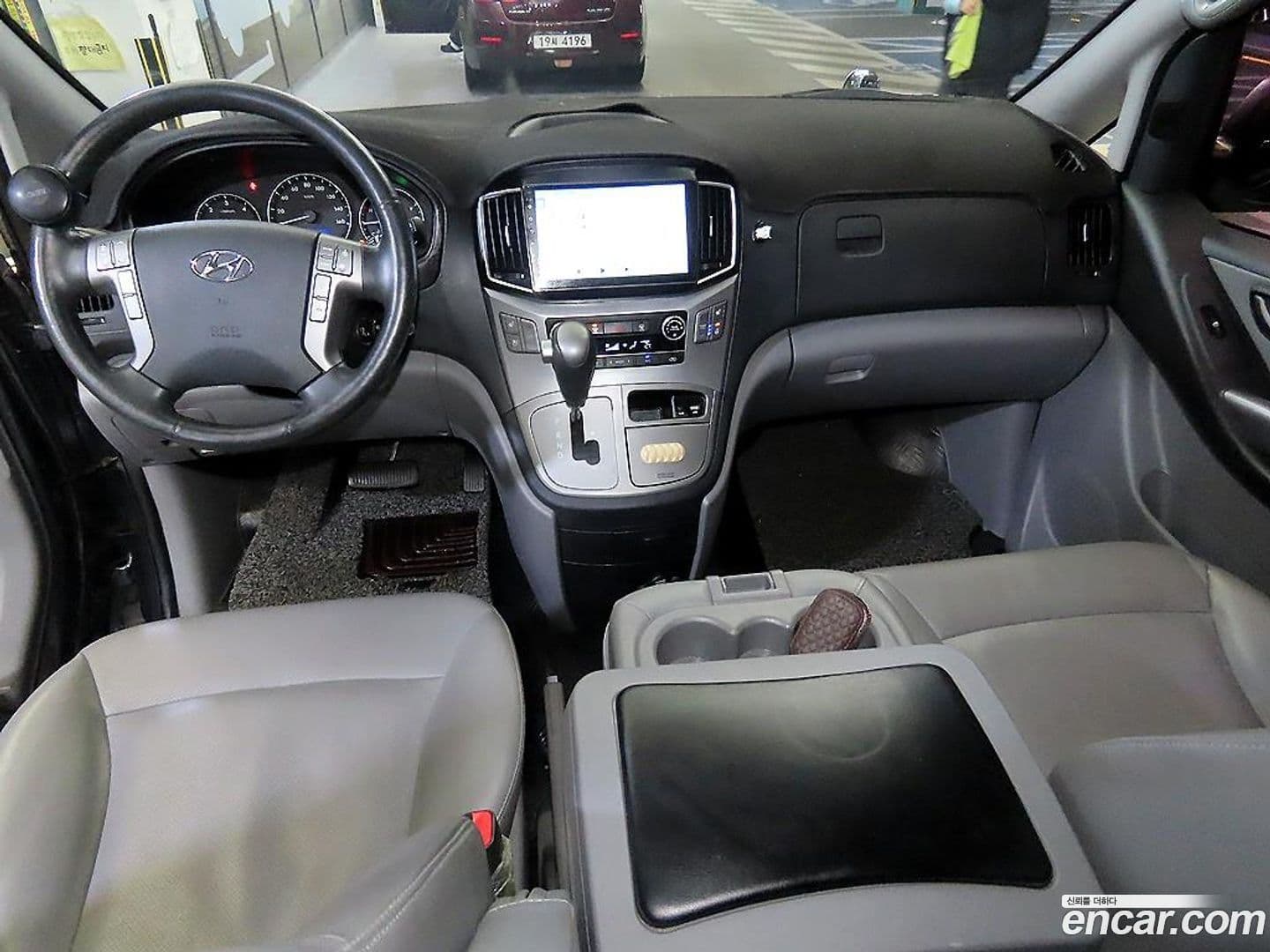 Main__Slider__Photo:Starex Hyundai 2017.11-5