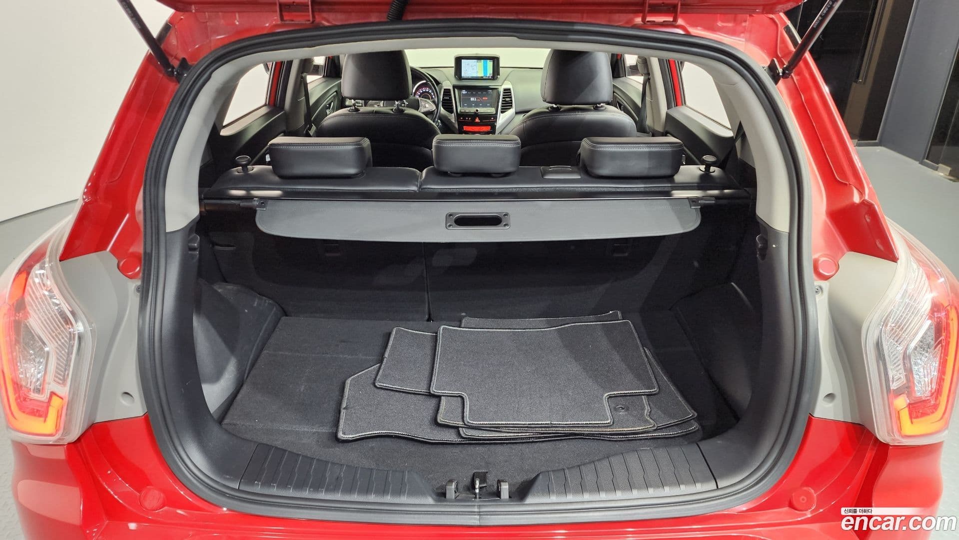 Main__Slider__Photo:TIBOLI KG_Mobility_Ssangyong 2015.0-19