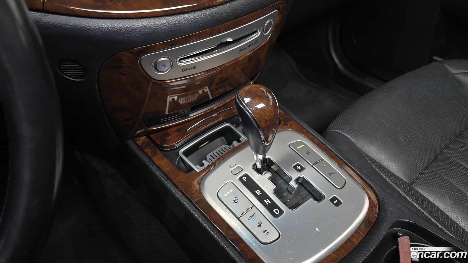 Genesis Hyundai 2008.7-INNER-009