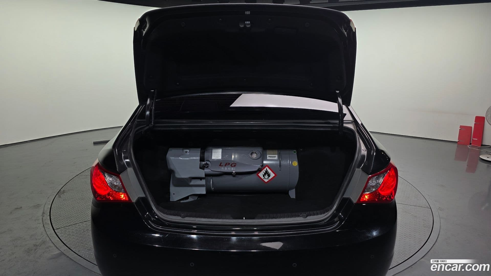 Main__Slider__Photo:Sonata Hyundai 2013.10-18