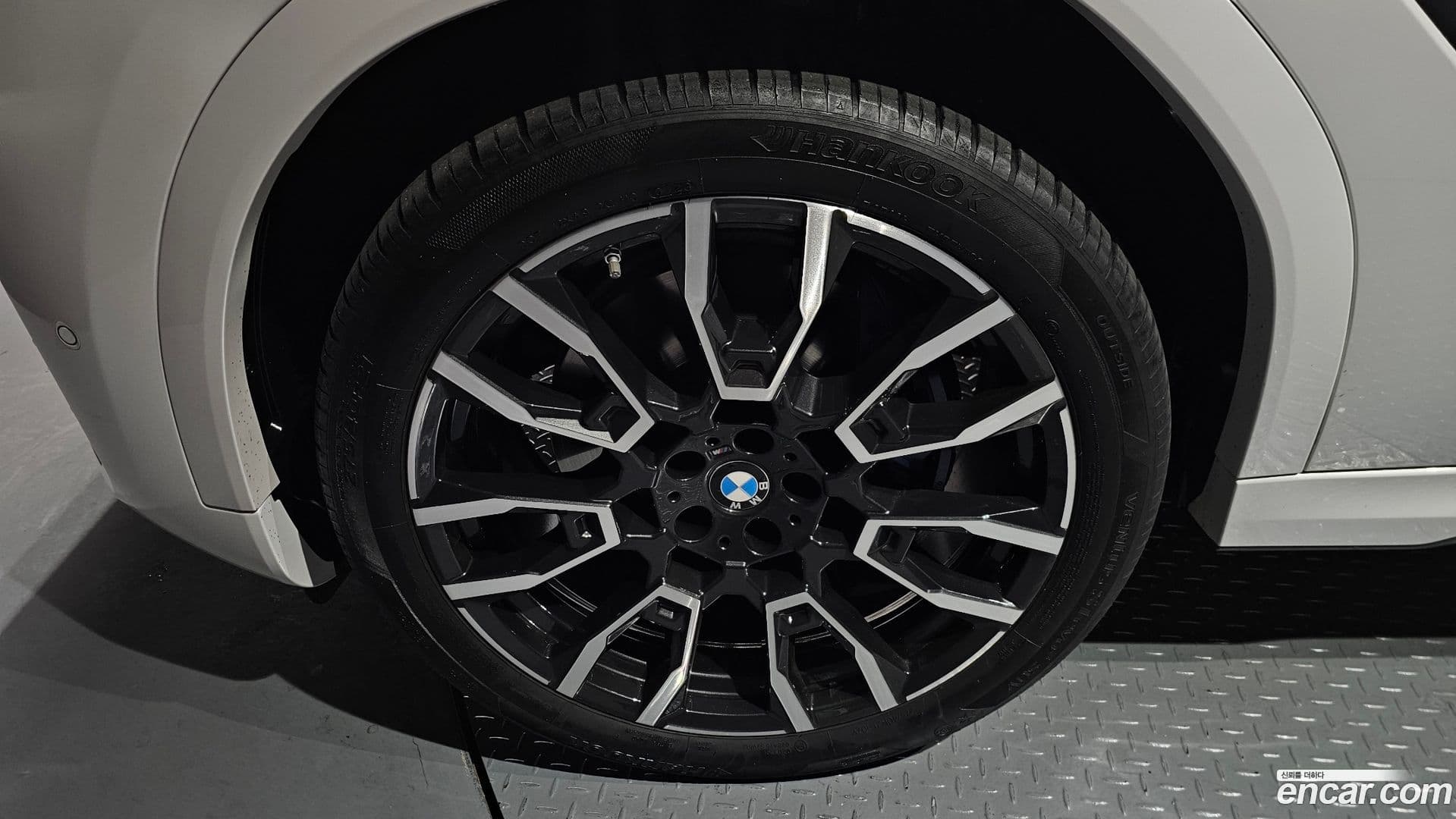 Main__Slider__Photo:X6 BMW 2023.8-4