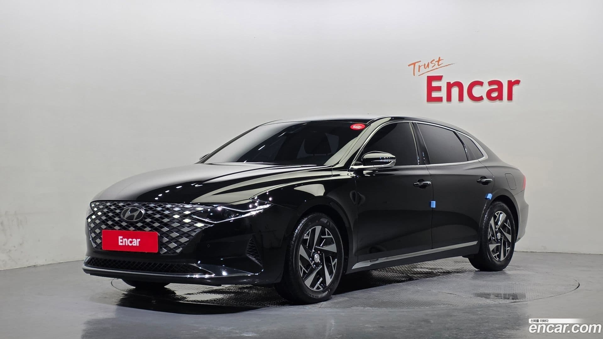 Main__Slider__Photo:Grandeur Hyundai 2020.0-0