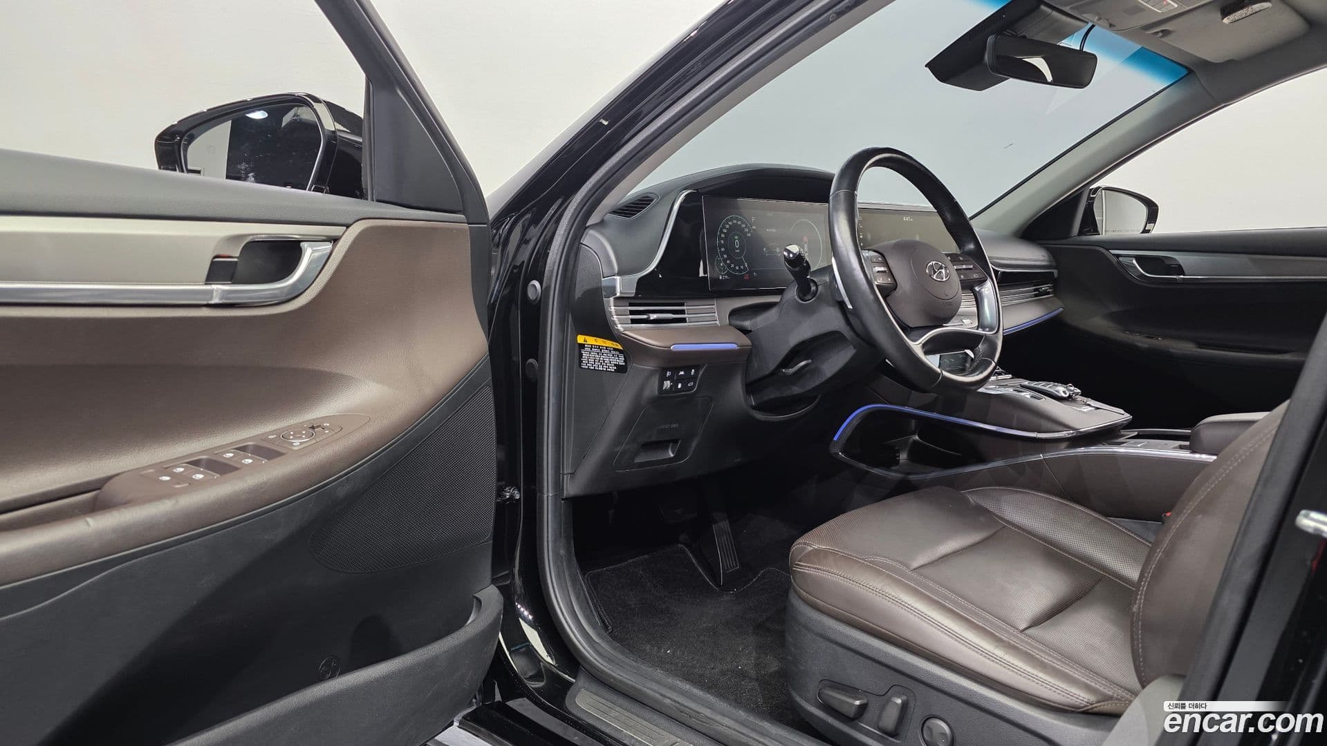 Main__Slider__Photo:Grandeur Hyundai 2020.0-10