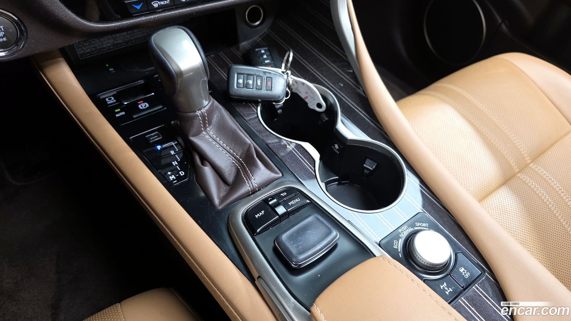 Main__Slider__Photo:RX Lexus 2016.11-8