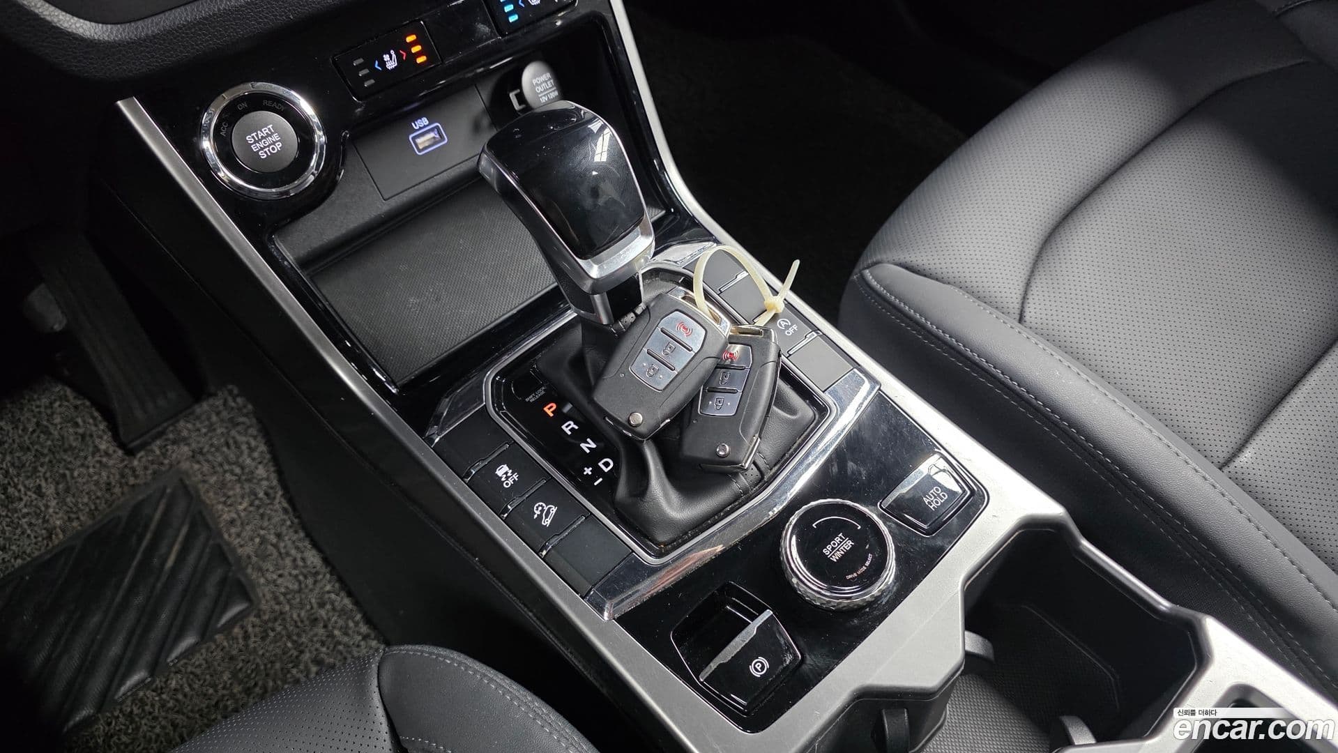 Main__Slider__Photo:KORANDO KG_Mobility_Ssangyong 2020.0-8