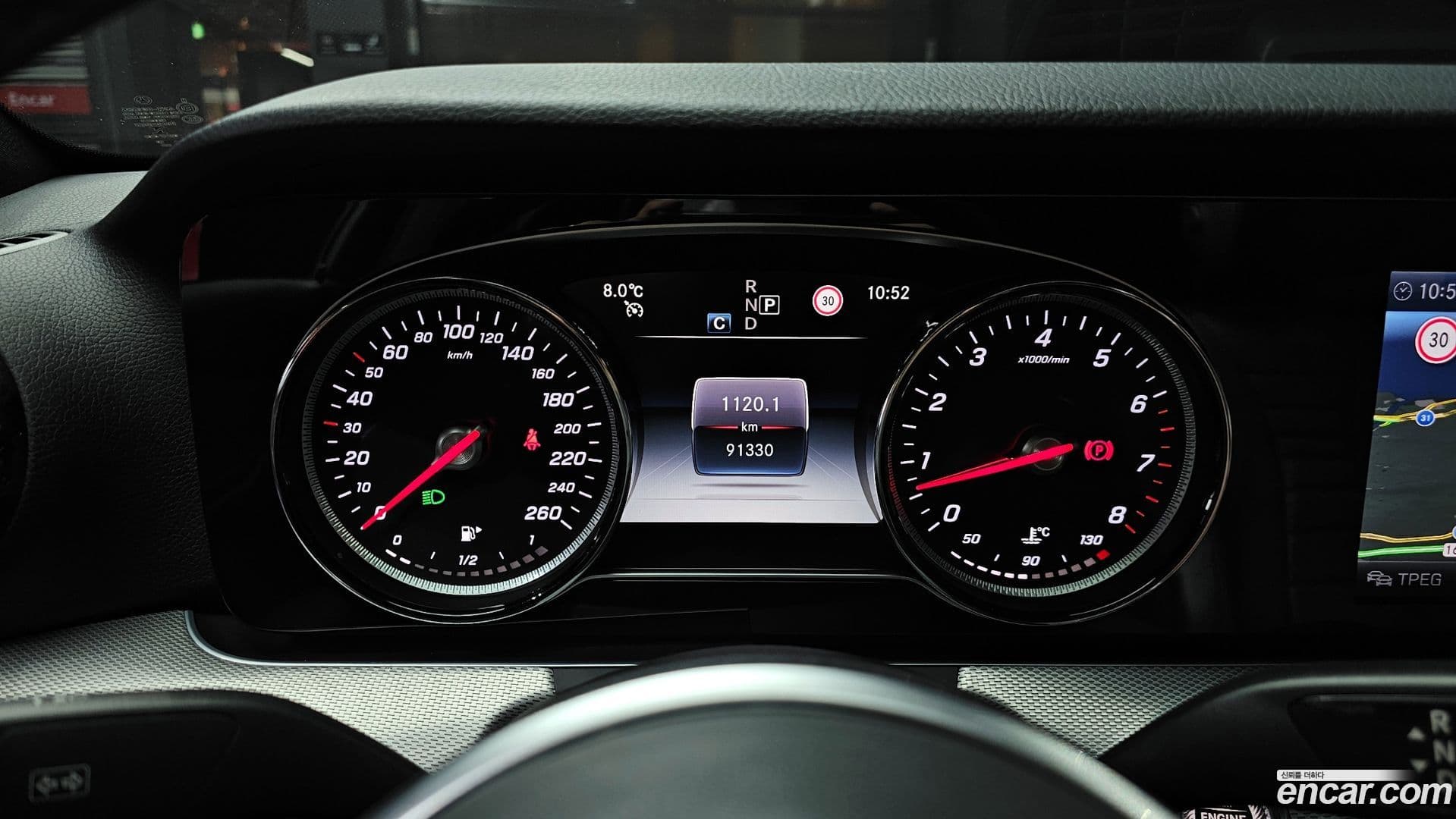 Main__Slider__Photo:E-Class Mercedes-Benz 2020.3-7