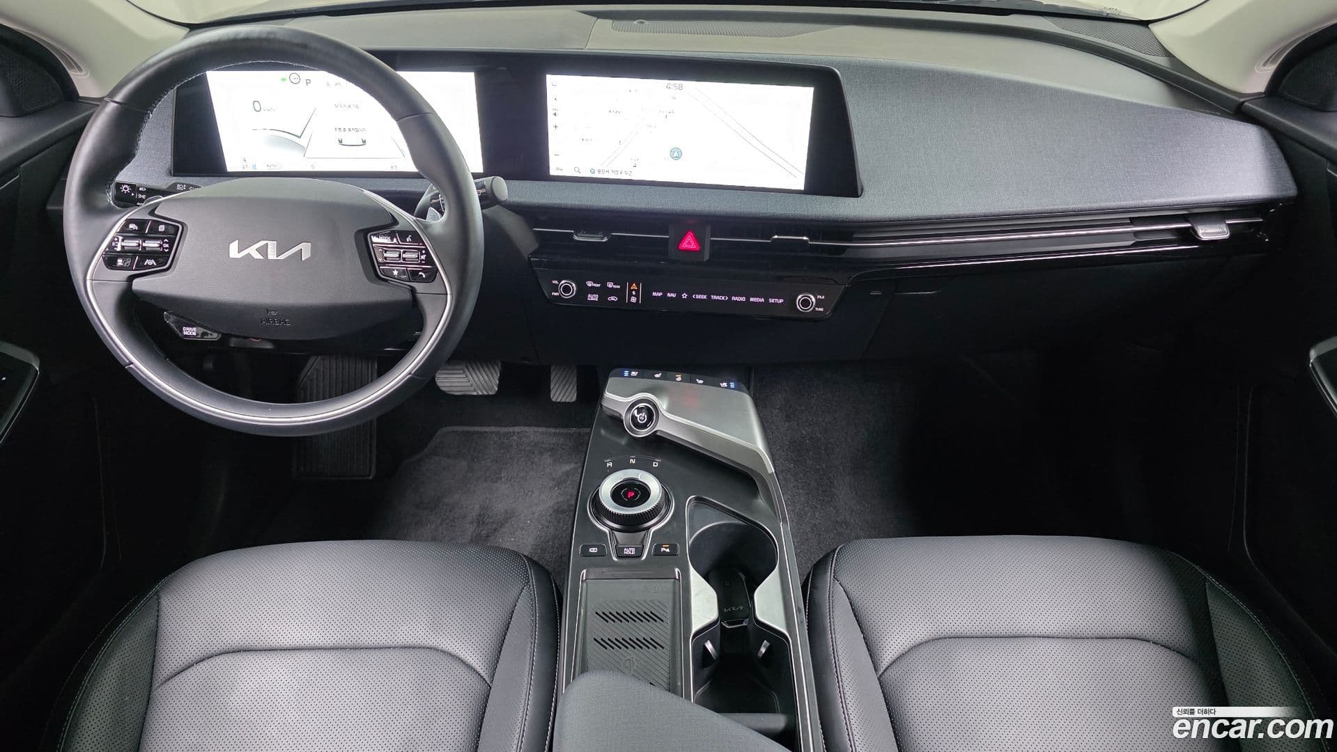 Main__Slider__Photo:EV6 Kia 2023.2-6