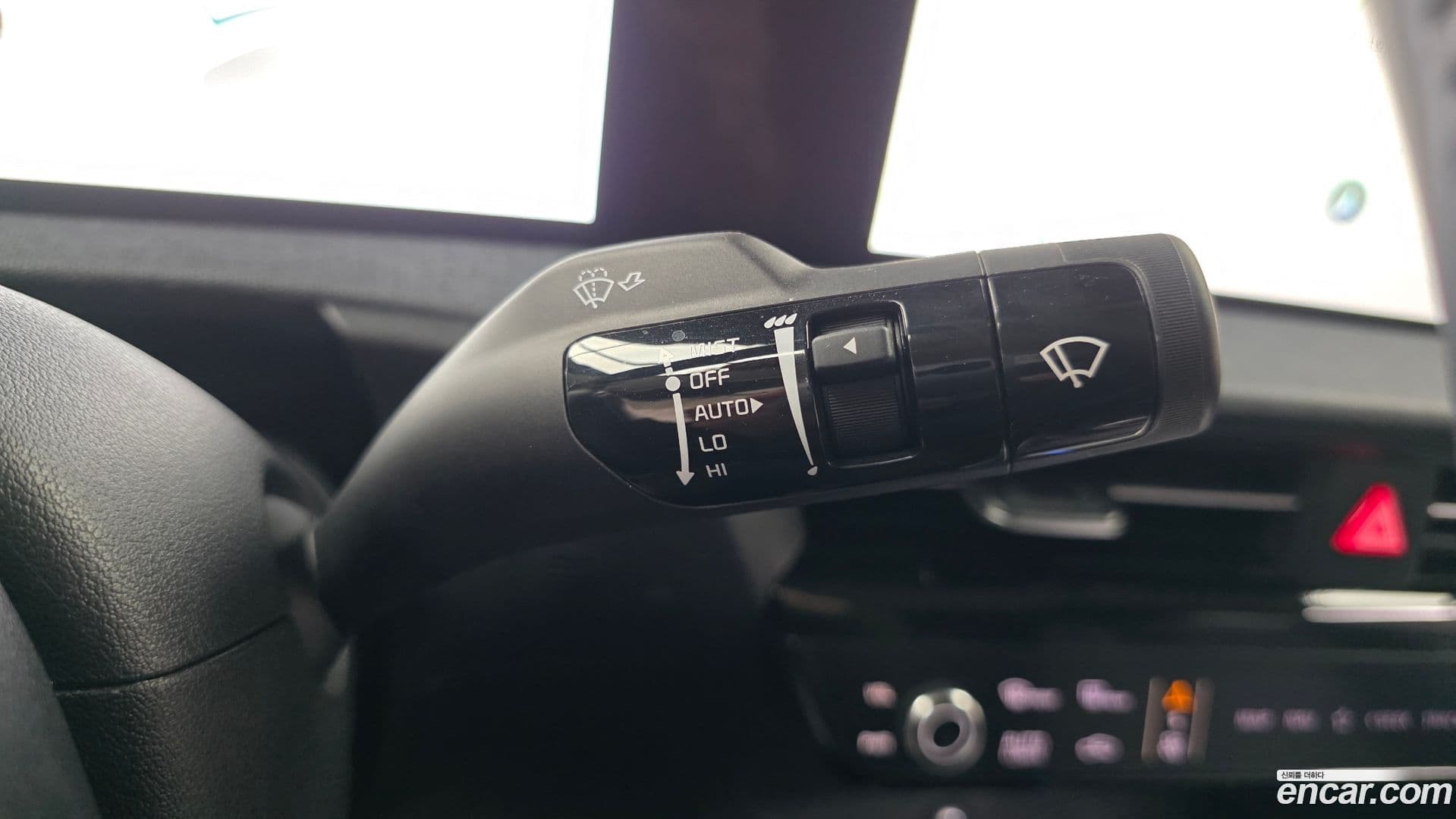 Main__Slider__Photo:EV6 Kia 2023.2-18