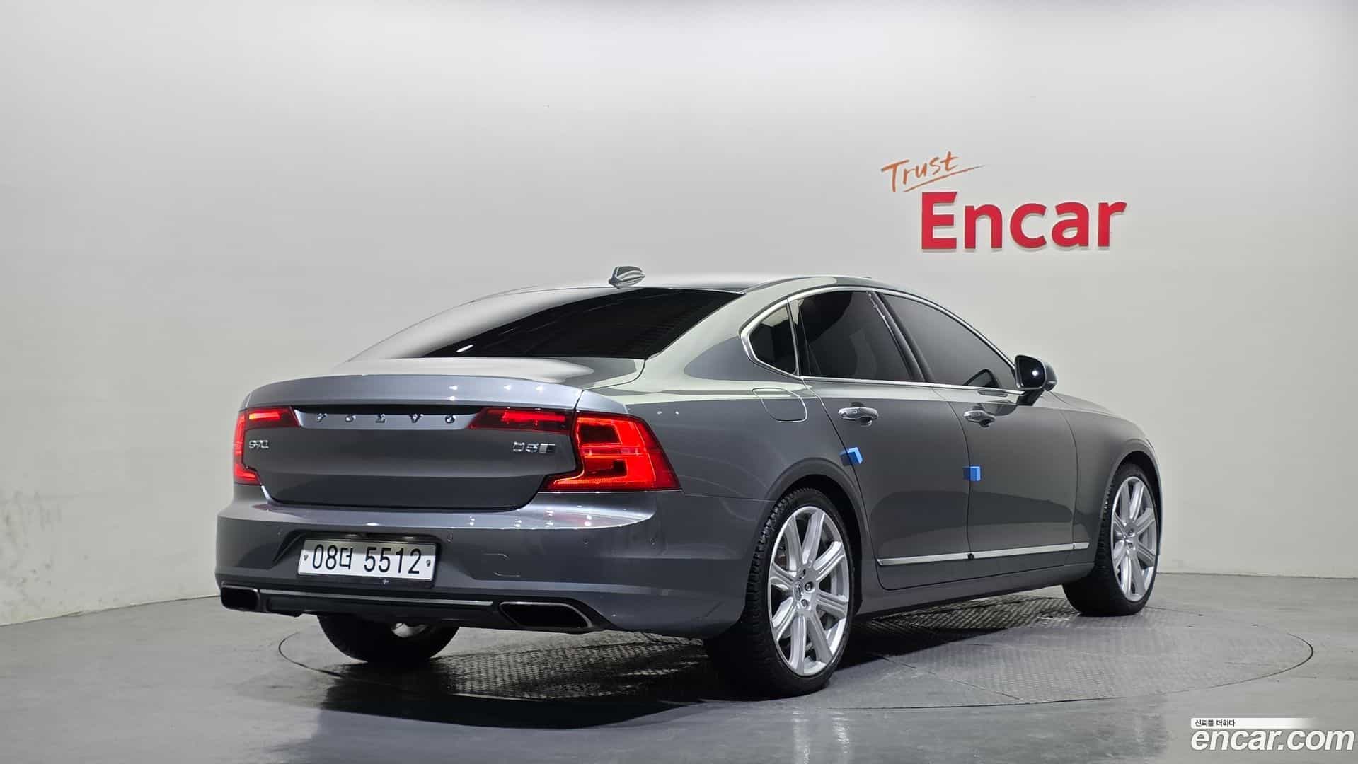 S90 Volvo 2018.0-OUTER-002