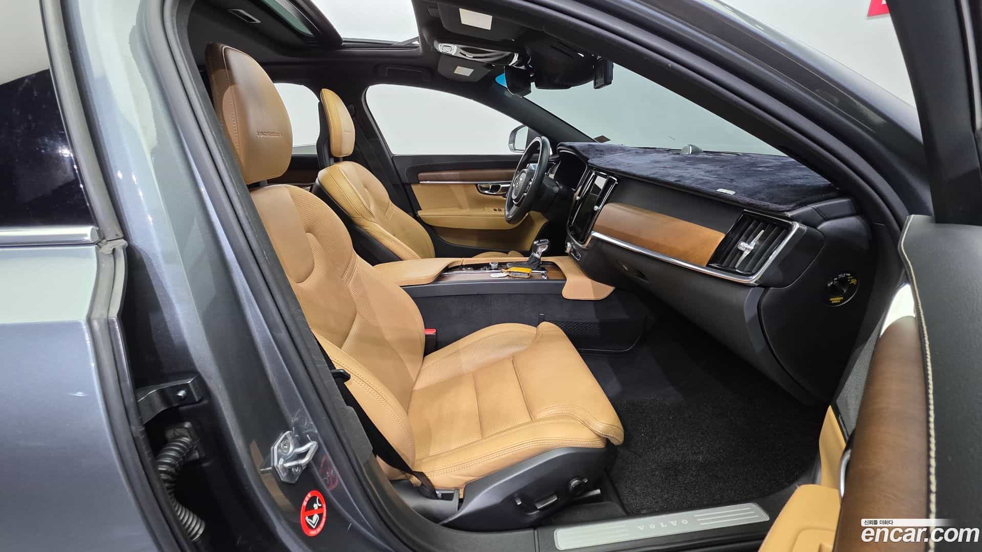 S90 Volvo 2018.0-INNER-010