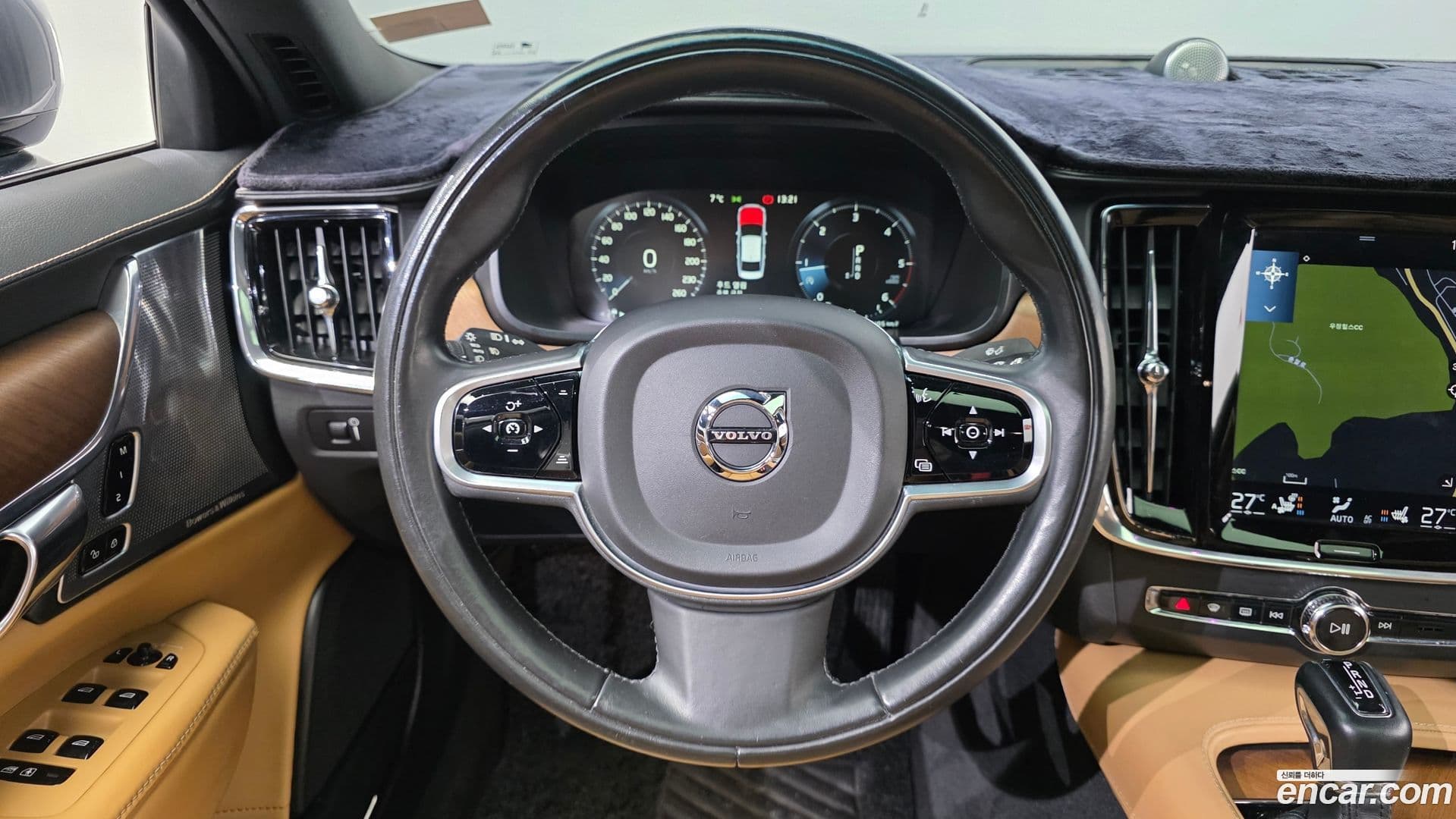 Main__Slider__Photo:S90 Volvo 2018.0-13