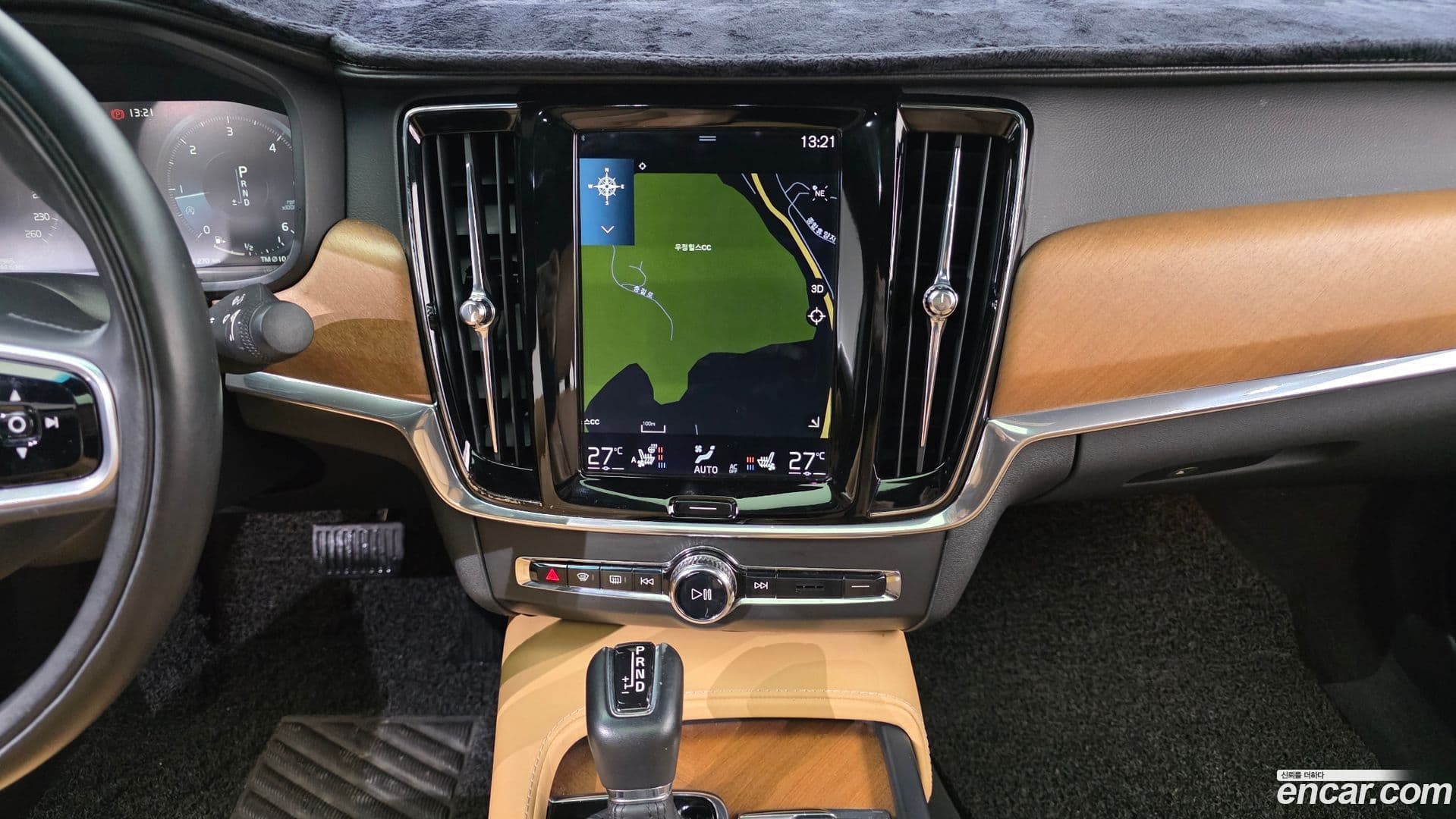 Main__Slider__Photo:S90 Volvo 2018.0-14