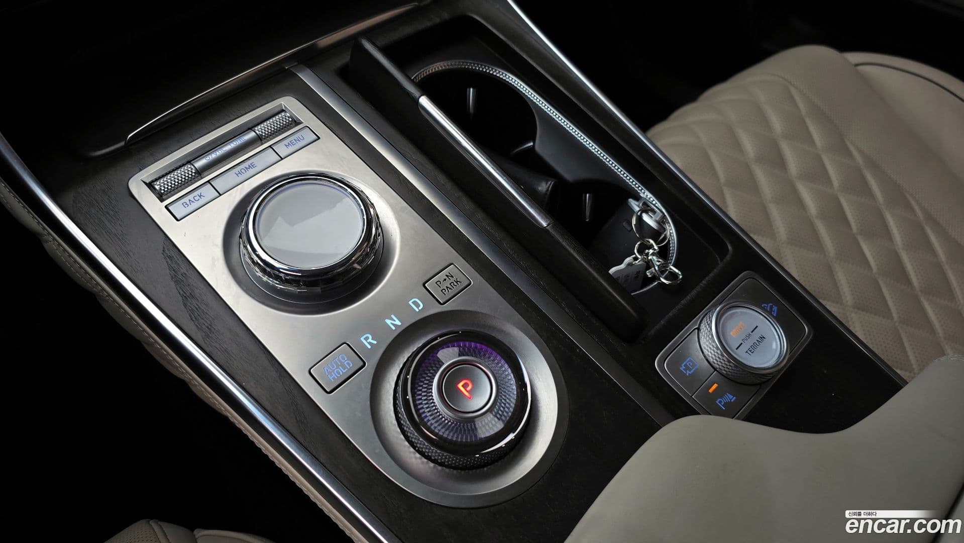 Main__Slider__Photo:GV80 Genesis 2023.0-8