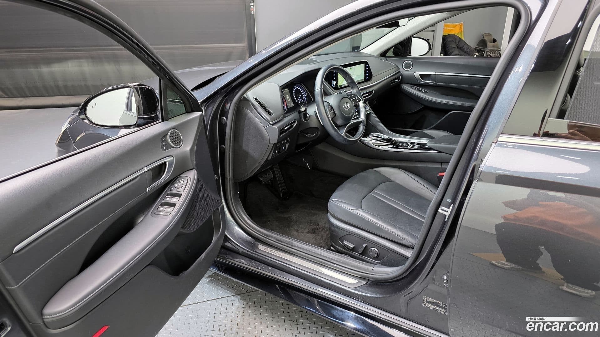 Main__Slider__Photo:Sonata Hyundai 2021.10-9