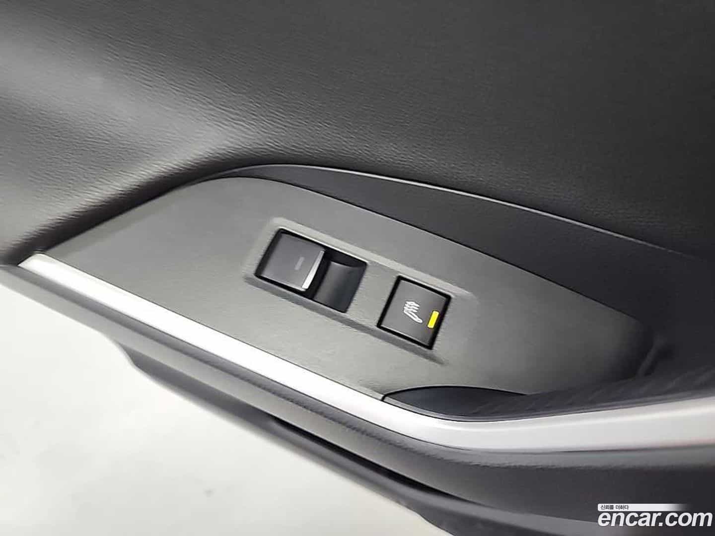 RAV4 Toyota 2023.11-OPTION-018