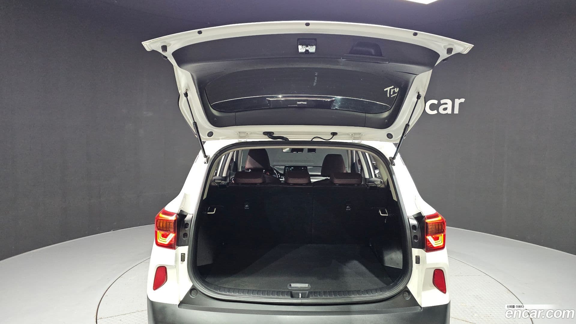 Main__Slider__Photo:Seltos Kia 2021.6-19