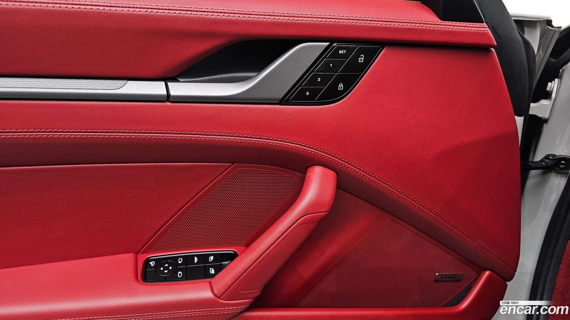 Main__Slider__Photo:911 Porsche 2024.7-16