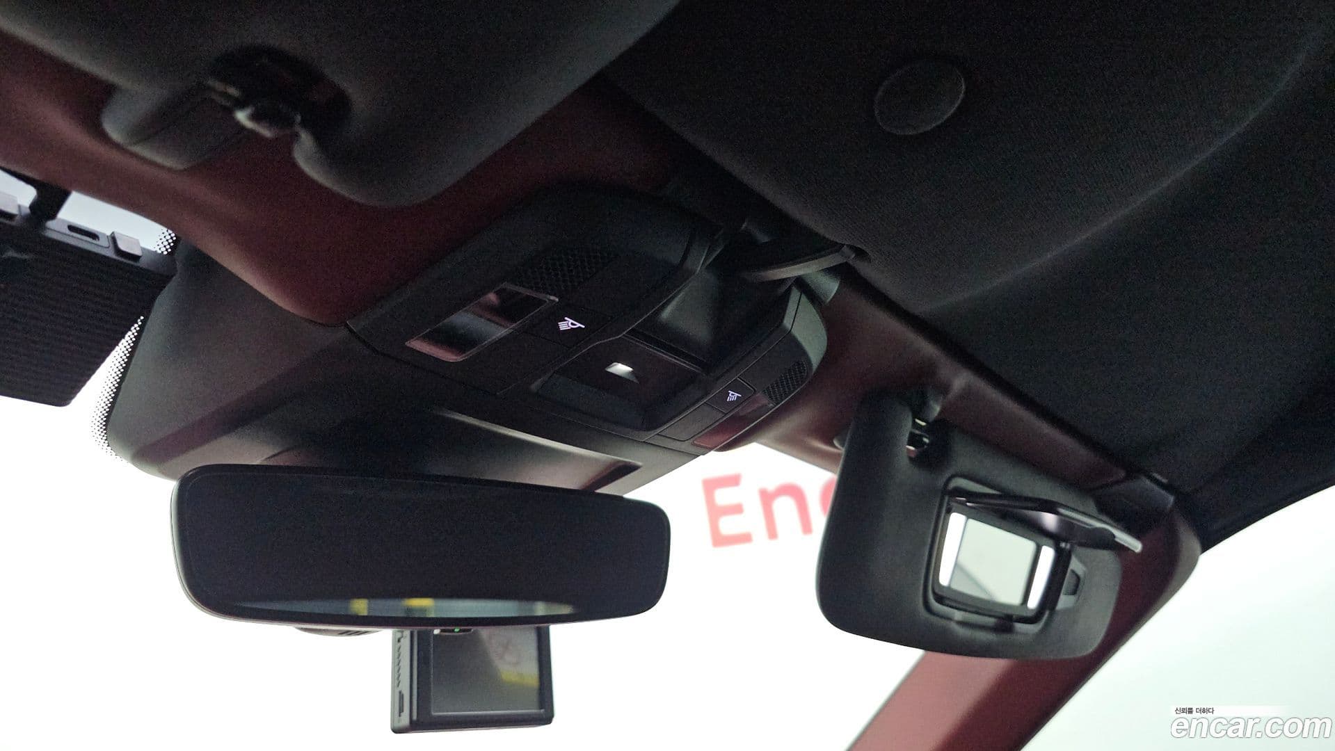 Main__Slider__Photo:911 Porsche 2024.7-17