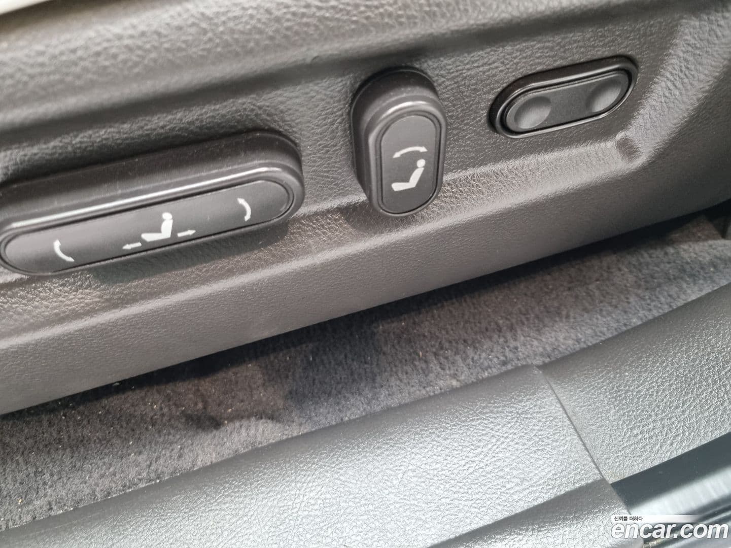 Main__Slider__Photo:Santafe Hyundai 2009.11-13