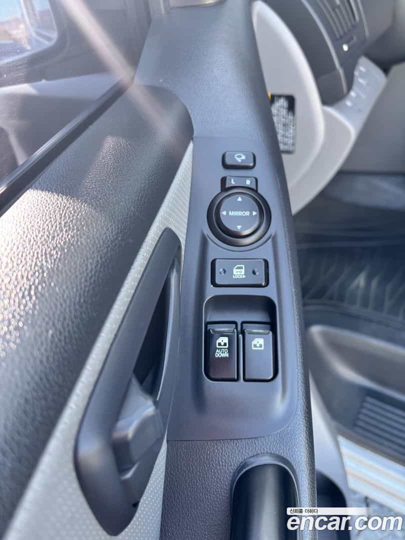 Starex Hyundai 2019.9-OPTION-018
