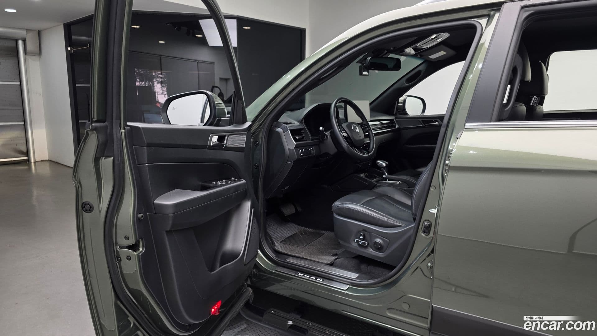 Main__Slider__Photo:Rexton KG_Mobility_Ssangyong 2024.1-10