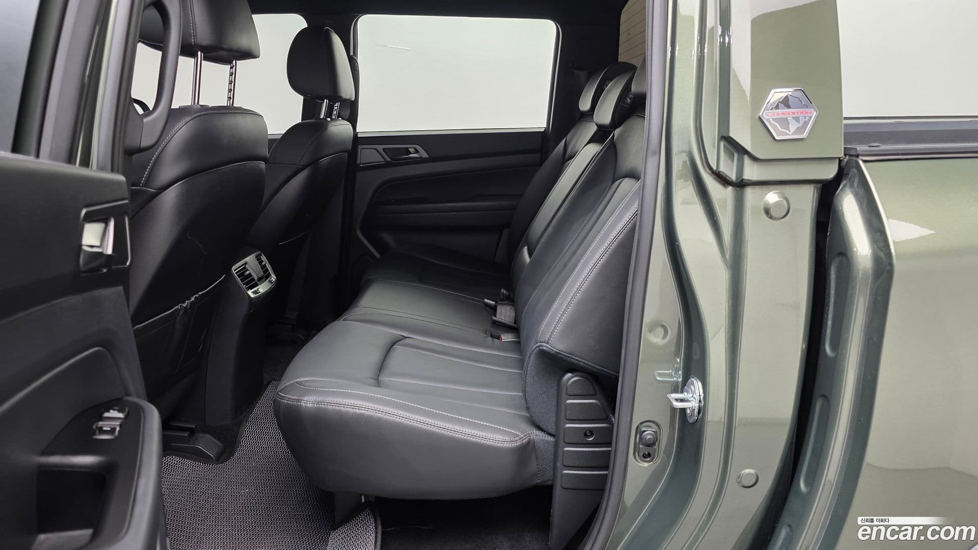 Main__Slider__Photo:Rexton KG_Mobility_Ssangyong 2024.1-11