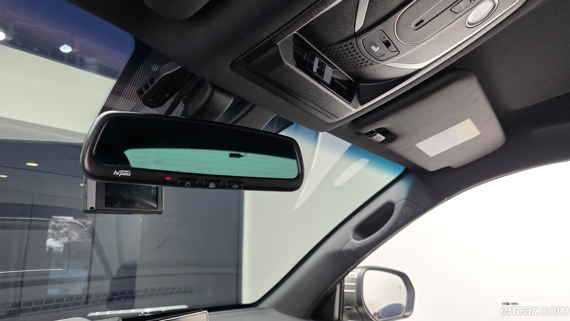 Main__Slider__Photo:Rexton KG_Mobility_Ssangyong 2024.1-17