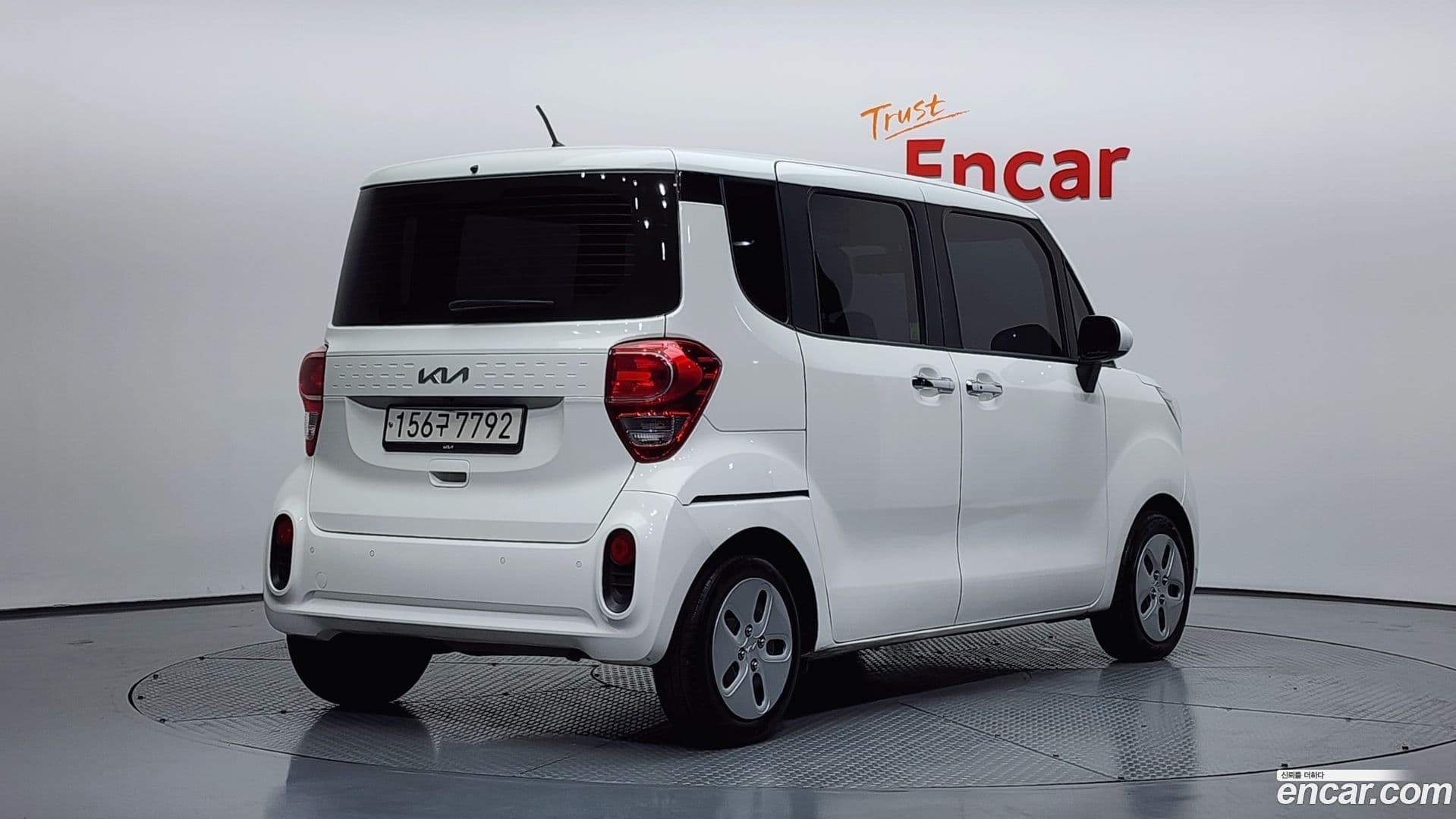 Main__Slider__Photo:RAY Kia 2022.3-1