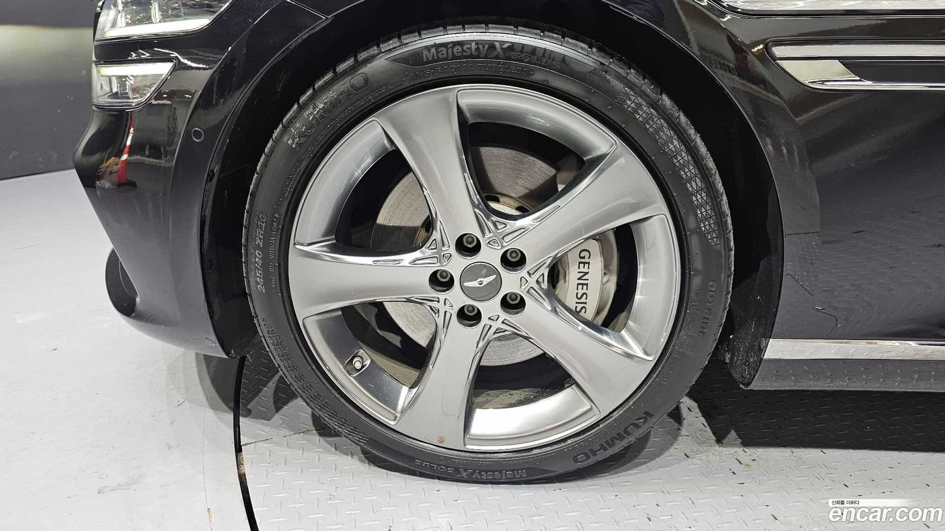 G80 Genesis 2022.0-OUTER-005