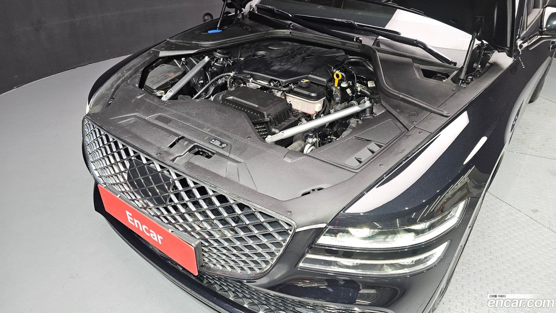 Main__Slider__Photo:G80 Genesis 2022.0-5