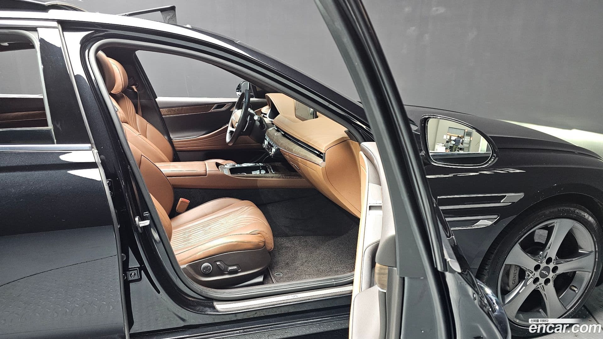 Main__Slider__Photo:G80 Genesis 2022.0-10