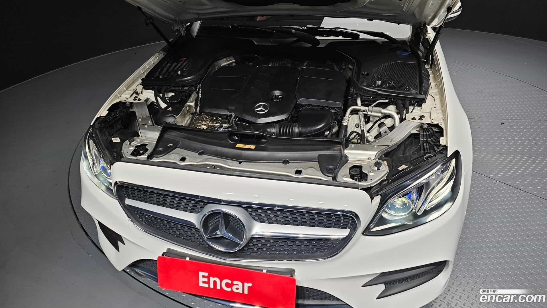 E-Class Mercedes-Benz 2018.6-INNER-006