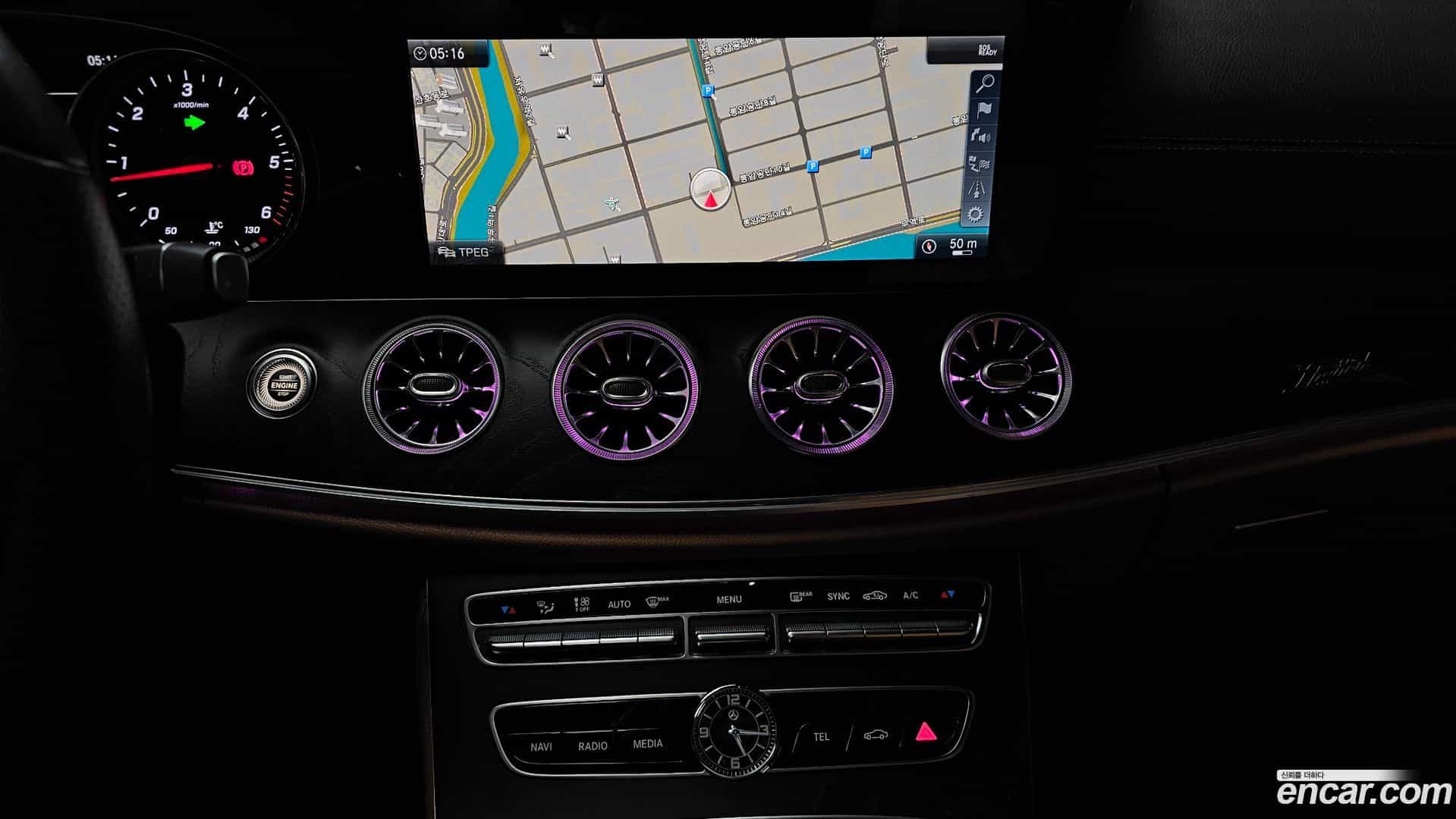 E-Class Mercedes-Benz 2018.6-OPTION-018