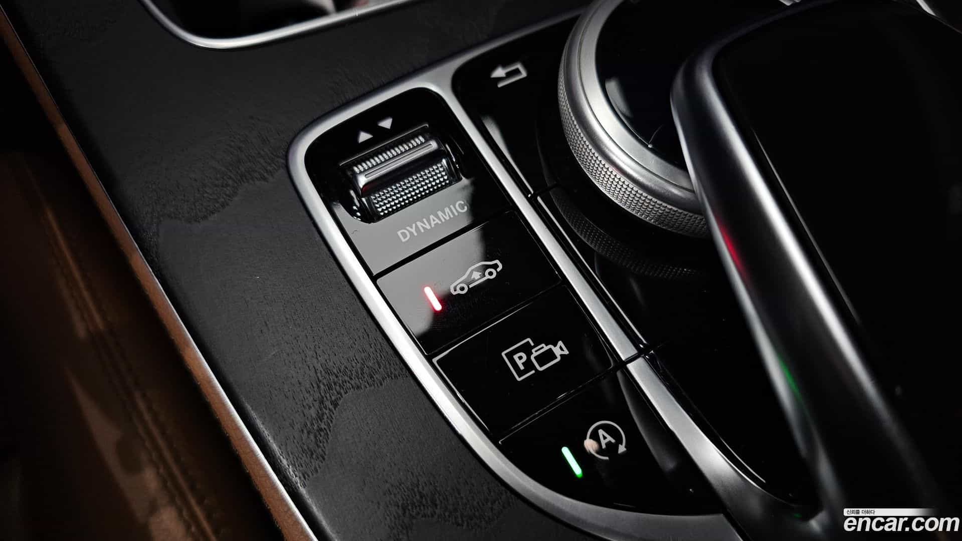 E-Class Mercedes-Benz 2018.6-OPTION-022