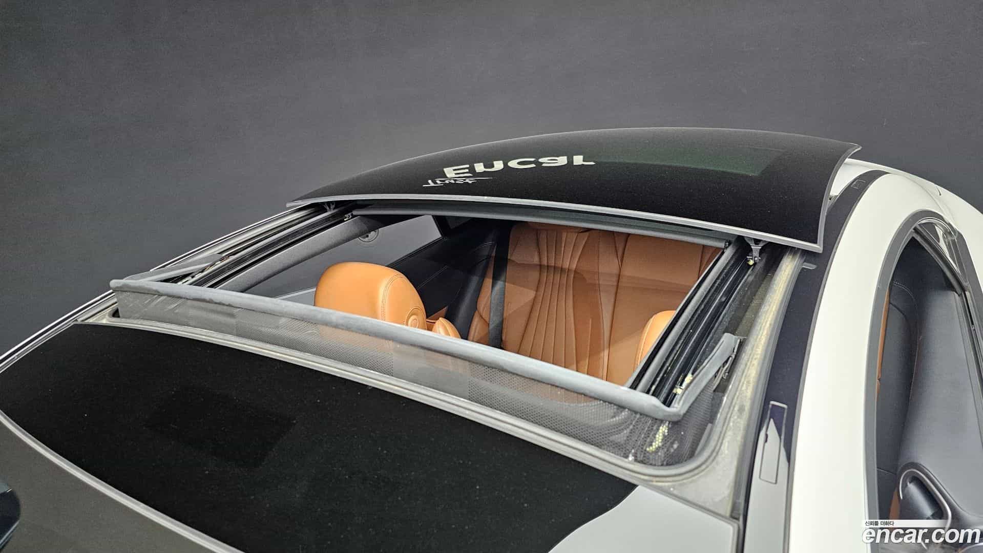 E-Class Mercedes-Benz 2018.6-OPTION-023