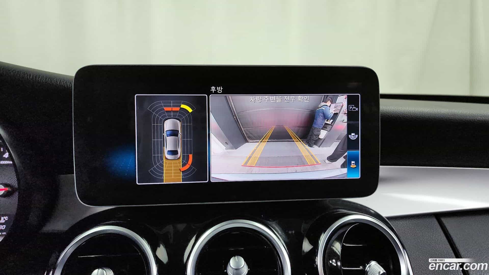 C-Class Mercedes-Benz 2019.11-OPTION-019