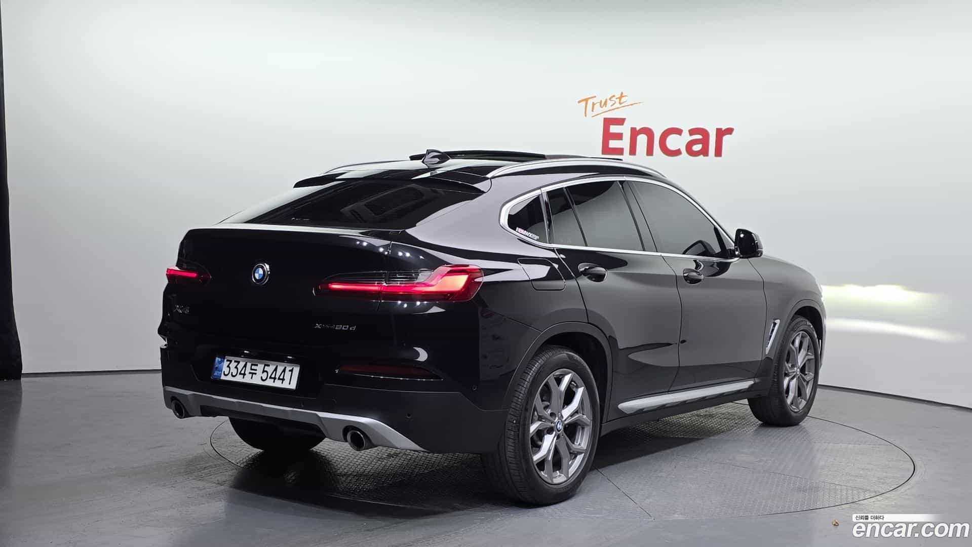 X4 BMW 2020.10-OUTER-002