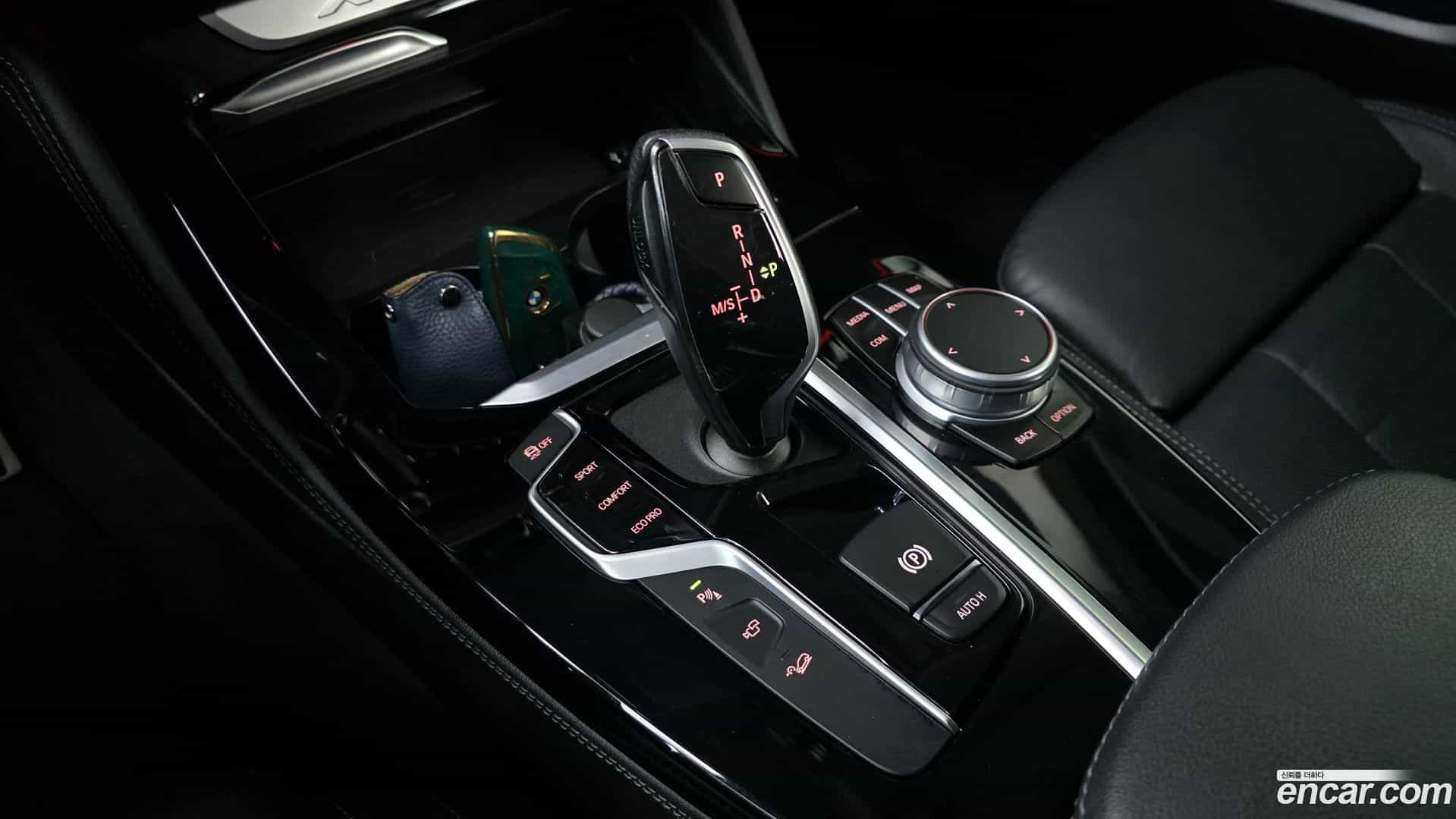 X4 BMW 2020.10-INNER-009