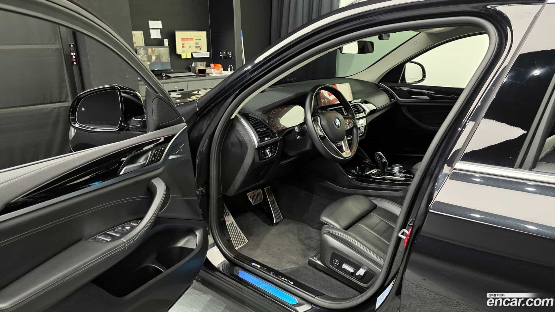 X4 BMW 2020.10-INNER-010