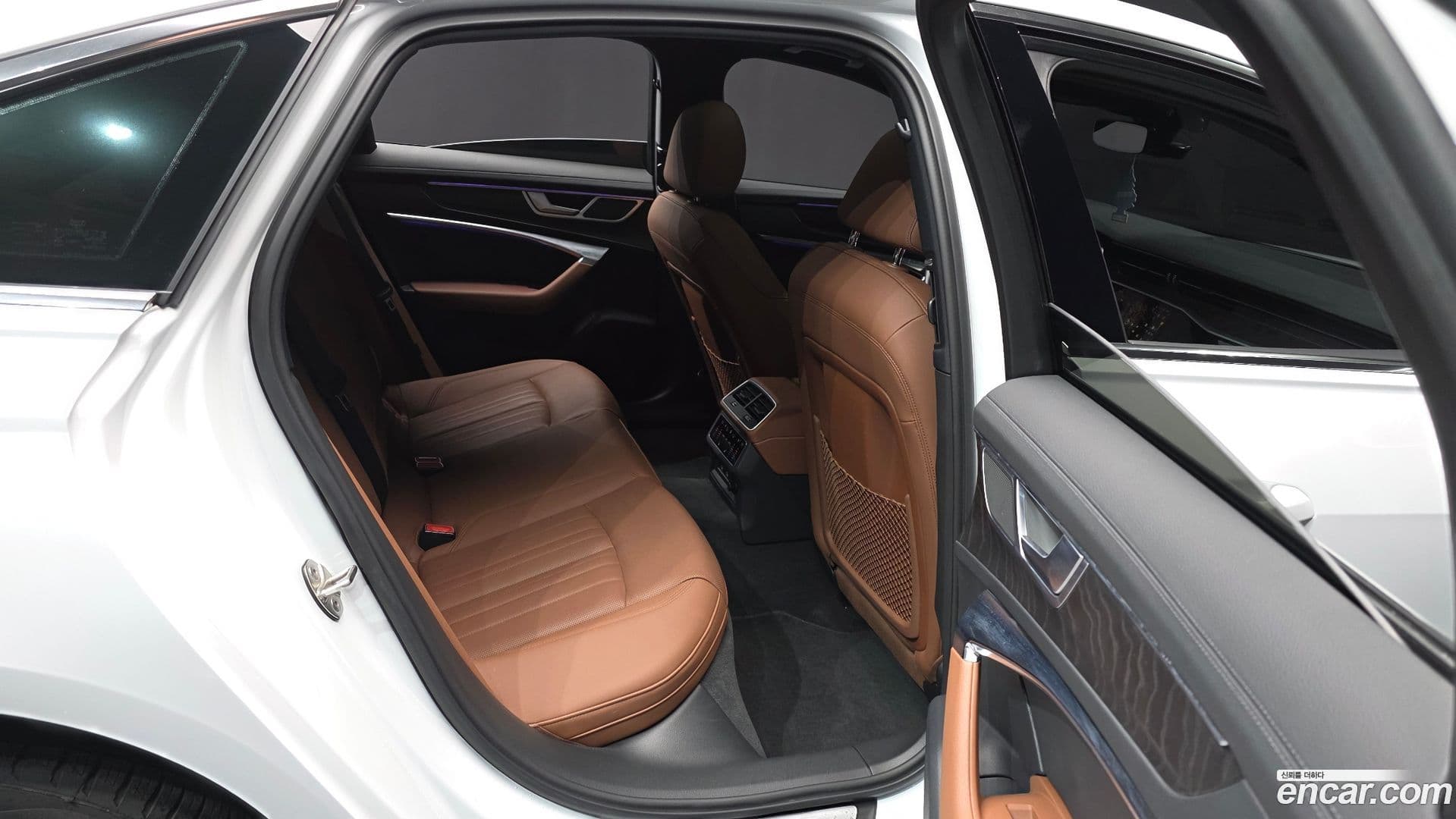 Main__Slider__Photo:A6 Audi 2022.6-11