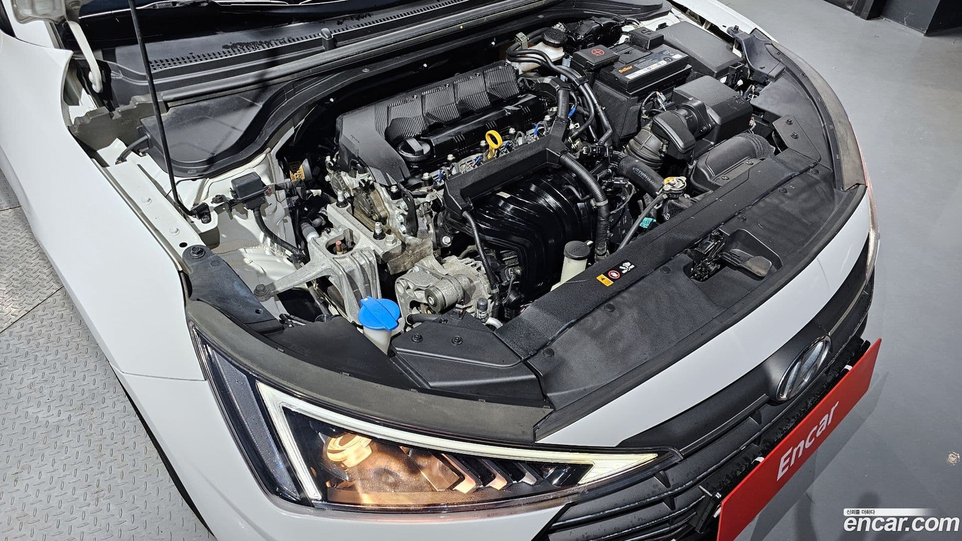 Main__Slider__Photo:AVANTE Hyundai 2019.9-5