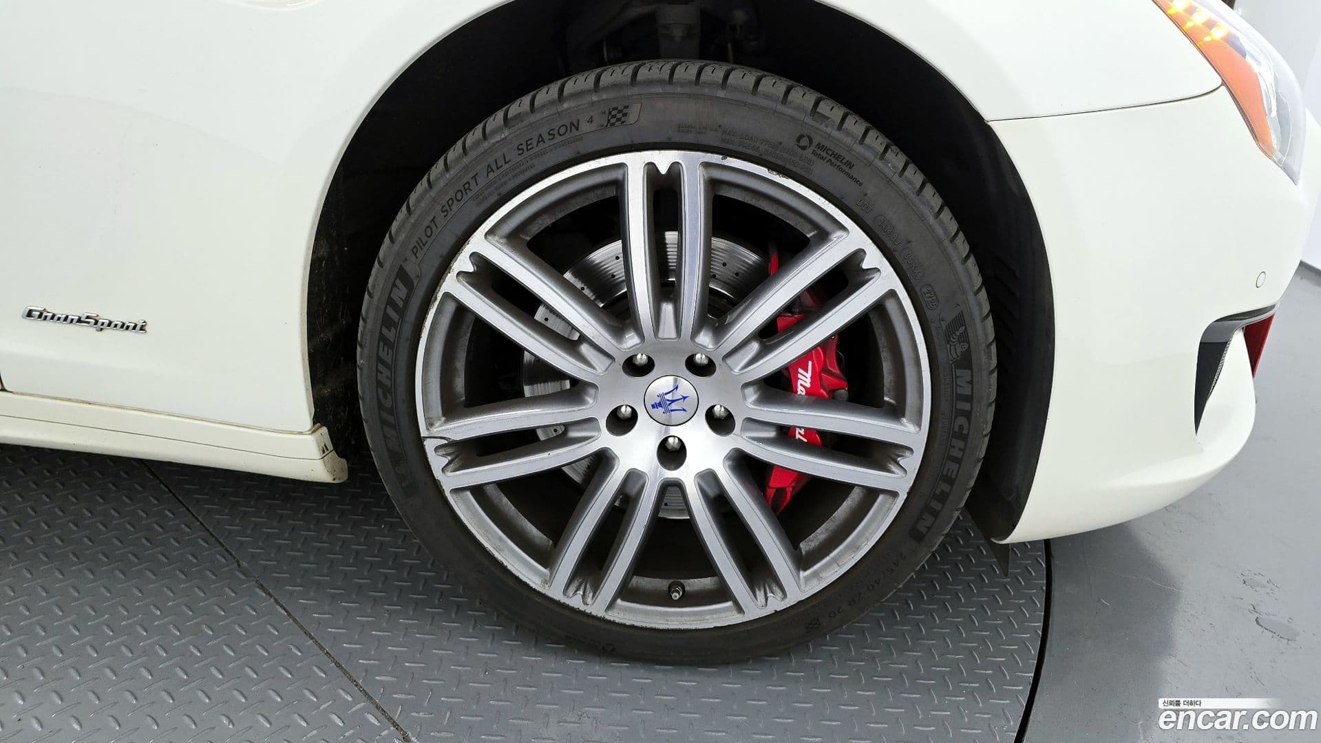 Main__Slider__Photo:Quattroporte Maserati 2017.8-4