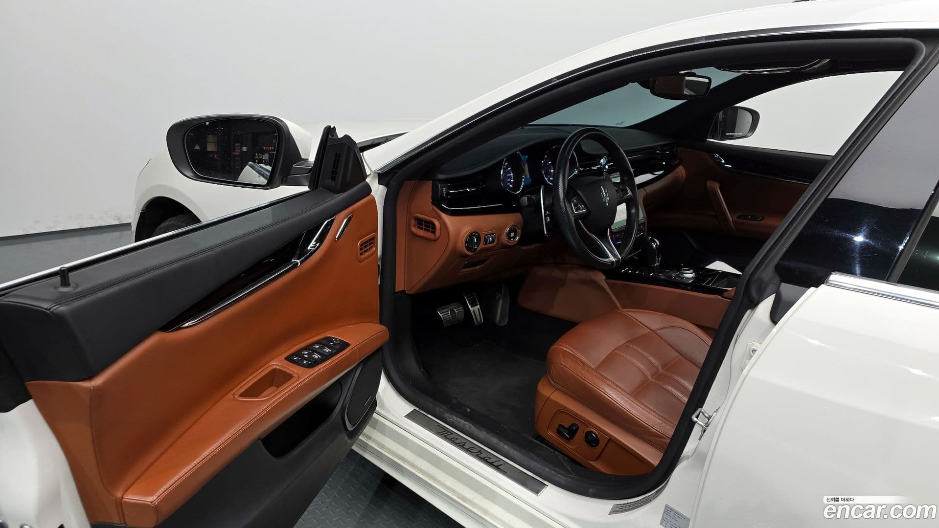 Main__Slider__Photo:Quattroporte Maserati 2017.8-9