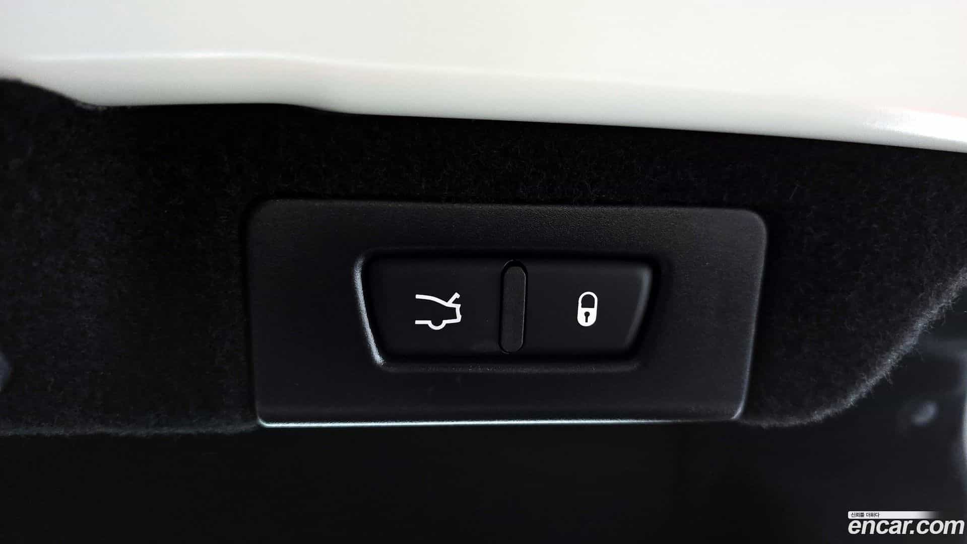 Quattroporte Maserati 2017.8-OPTION-024